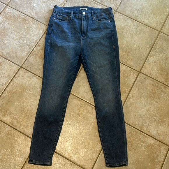 Good American Good Legs Blue 107 Distressed Skinny Jeans Women's size 16 - Picture 3 of 8